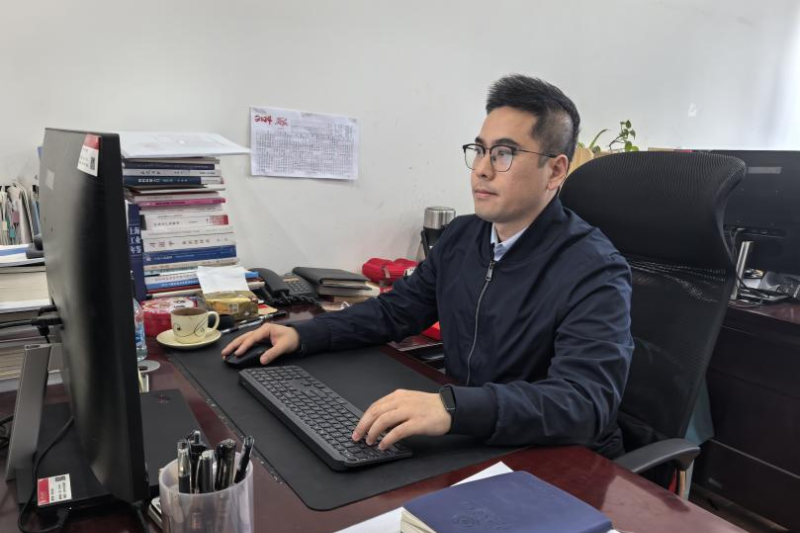 張兵：勇于創新、銳意進取，創建院系科研管理新范式